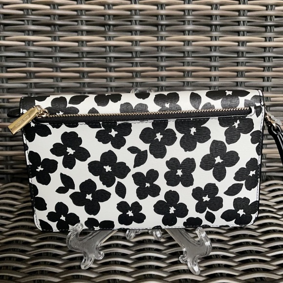 Kate Spade Darcy Clutch wallet wristlet graphic multi - Picture 15 of 16